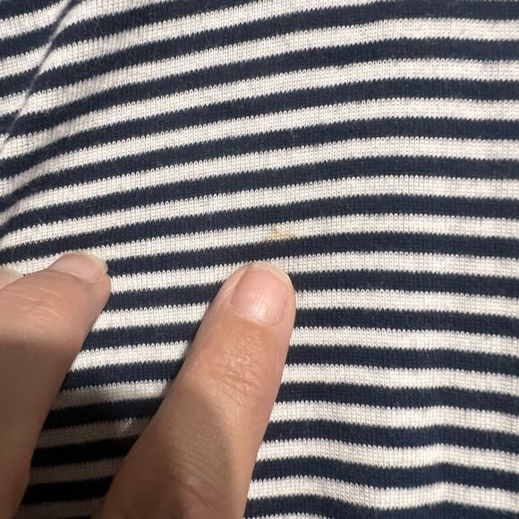 Chaps Woman’s Blue white Striped long sleeve blouse top Size Medium *flaw - Picture 7 of 9